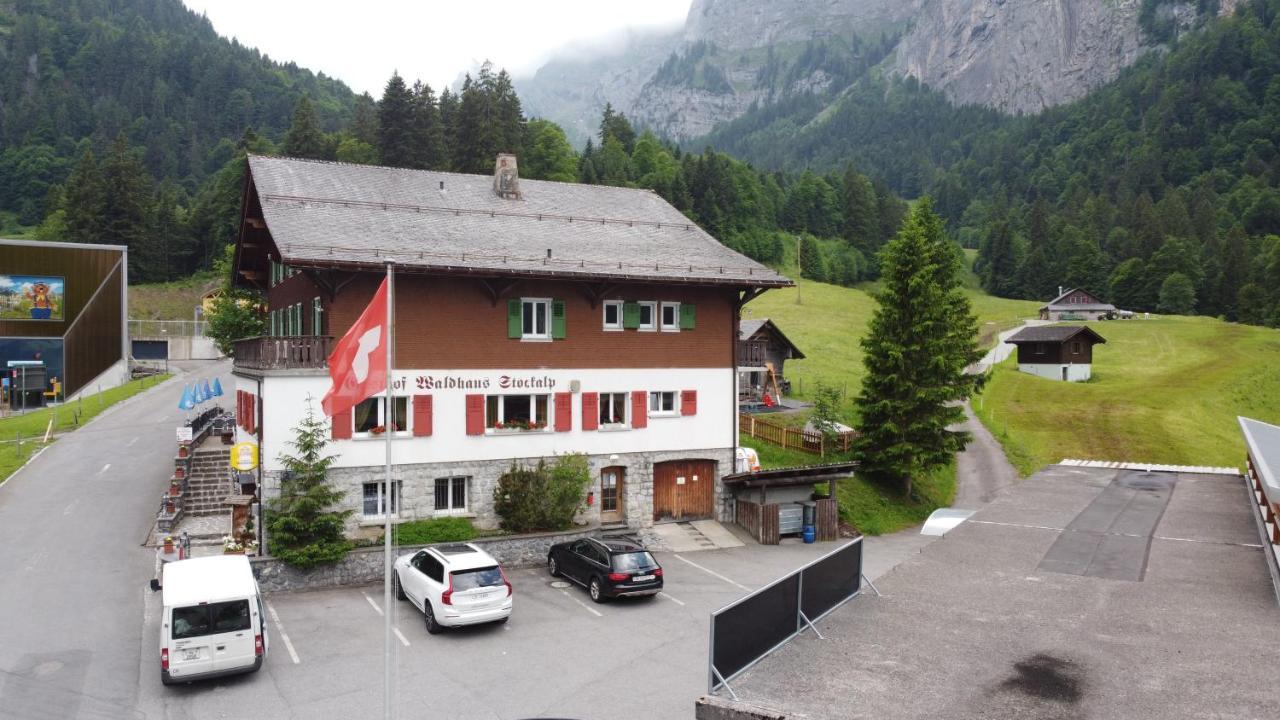 Hotel Gasthaus Waldhaus Melchtal Exterior foto